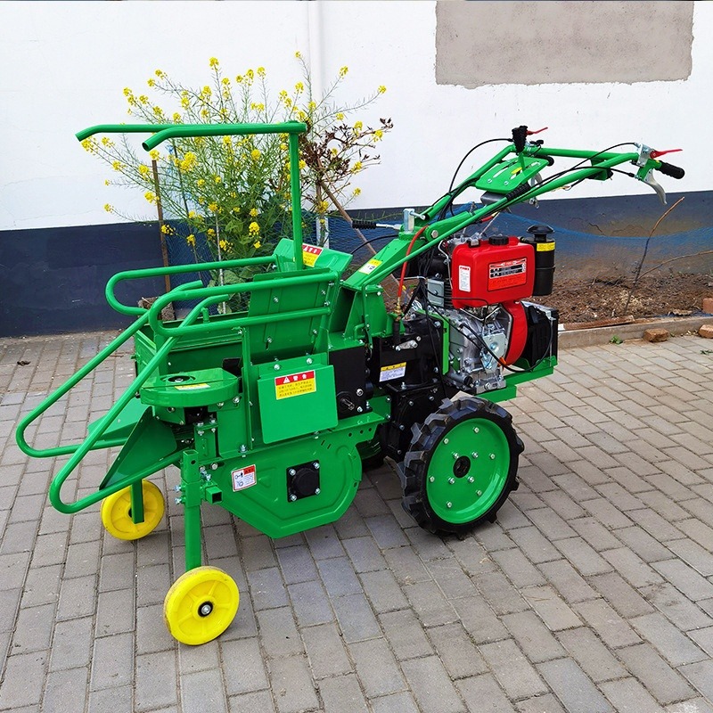 Combine Harvester Mini - Minikombajn do kukurydzy w efektywnej chińskiej